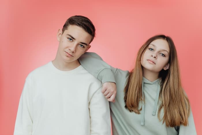 Şcoală de vară pentru adolescenţi: Ce fac cu ceea ce simt? – Ghid pentru emoţiile mele (13 ani+)