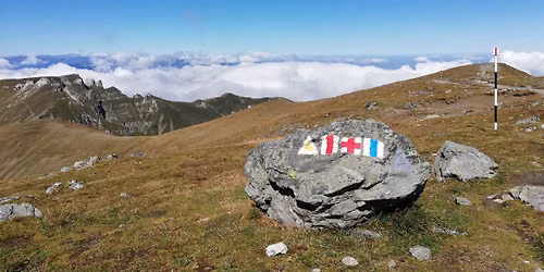 Aventura în Bucegi: Cabana și Vârful Omu