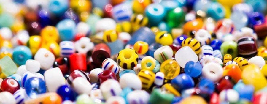 Atelier de creație pentru copii – Coliere de vară
